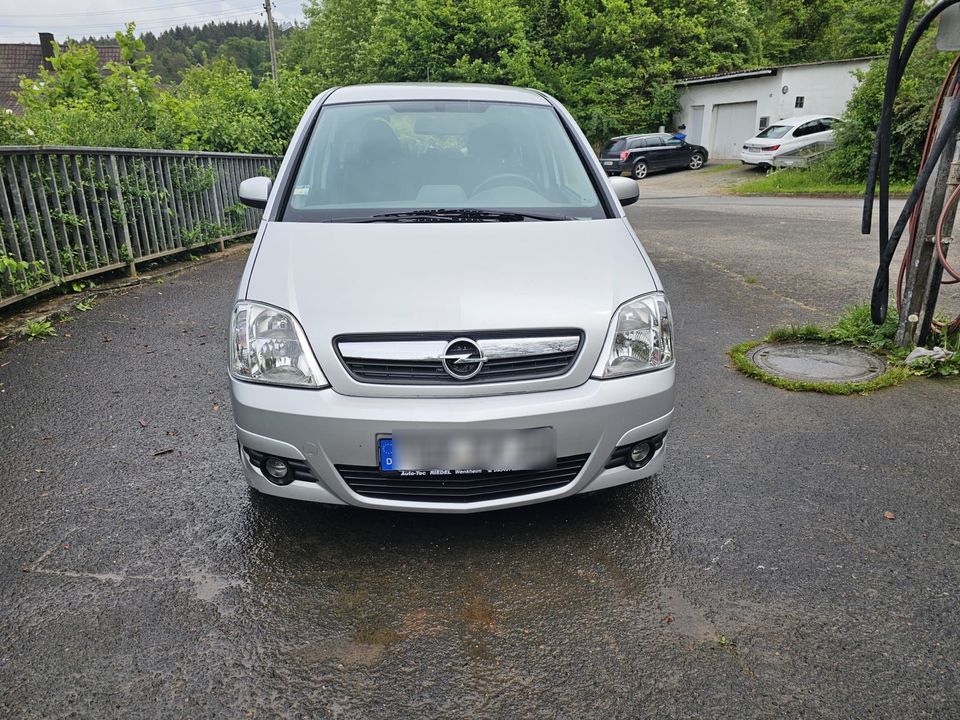Opel Meriva in Collenberg