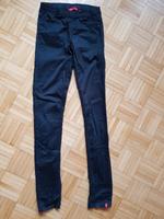 schwarze schmale Stretch-Hose der Marke  edc by Esprit "Größe 30" Nordrhein-Westfalen - Dorsten Vorschau