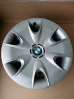 4x Orig Radkappen bmw 1er (16) Zoll Nordrhein-Westfalen - Detmold Vorschau