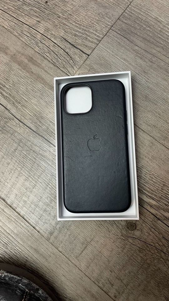 Iphone Case Apple Case original Leder Magsafe Hülle in Stralsund