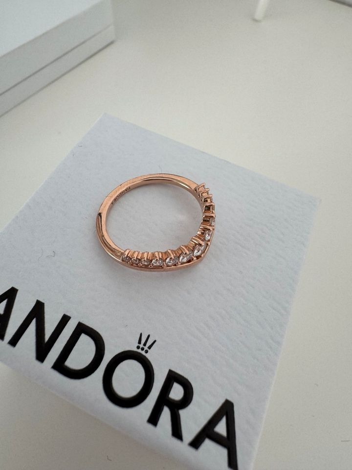 Pandora Ring gr. 52 in Düren