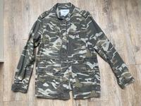 Only Jacke, Übergangsjacke, Größe M, Camouflage Sachsen-Anhalt - Staßfurt Vorschau