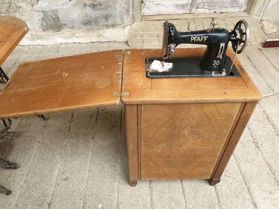 PFAFF 30 31 Nähmaschine mit Tisch, 1949, alt, Deko, vintage in Biberach an der Riß