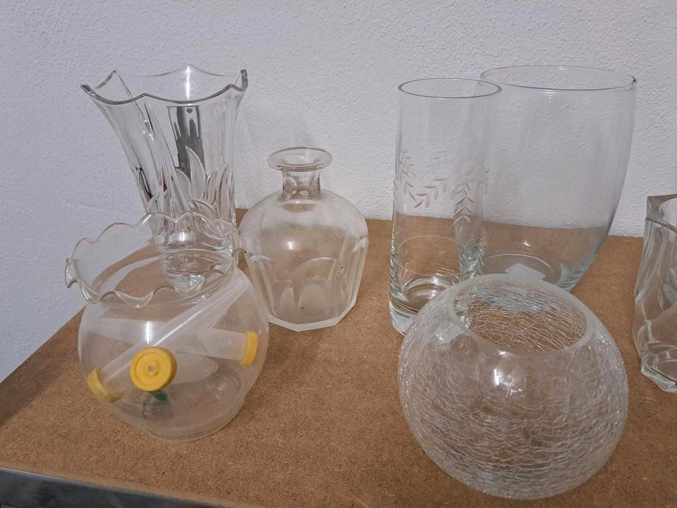 Glasvasen, Kristallglasvasen, Trödelware in Fürth
