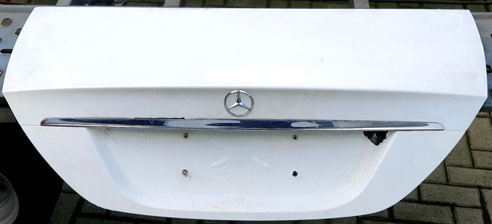 Heckklappe für Mercedes-Benz CLS W219, Farbe C197 Schwarz in Oberhausen