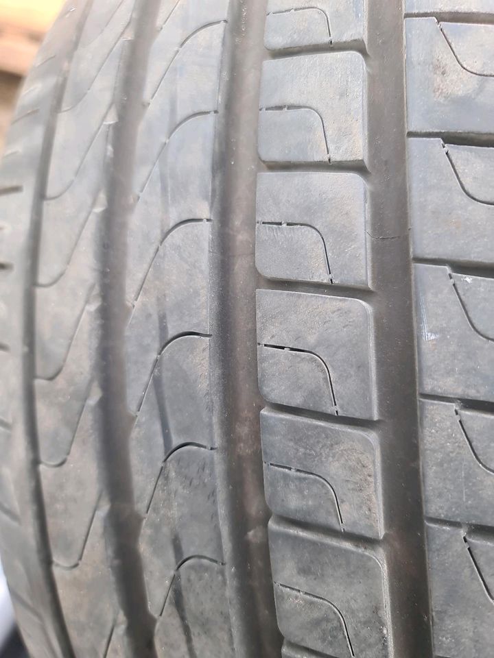 2 Sommerräder Ford 235/55 R17 103Y Pirelli 45/21 in Kritzmow