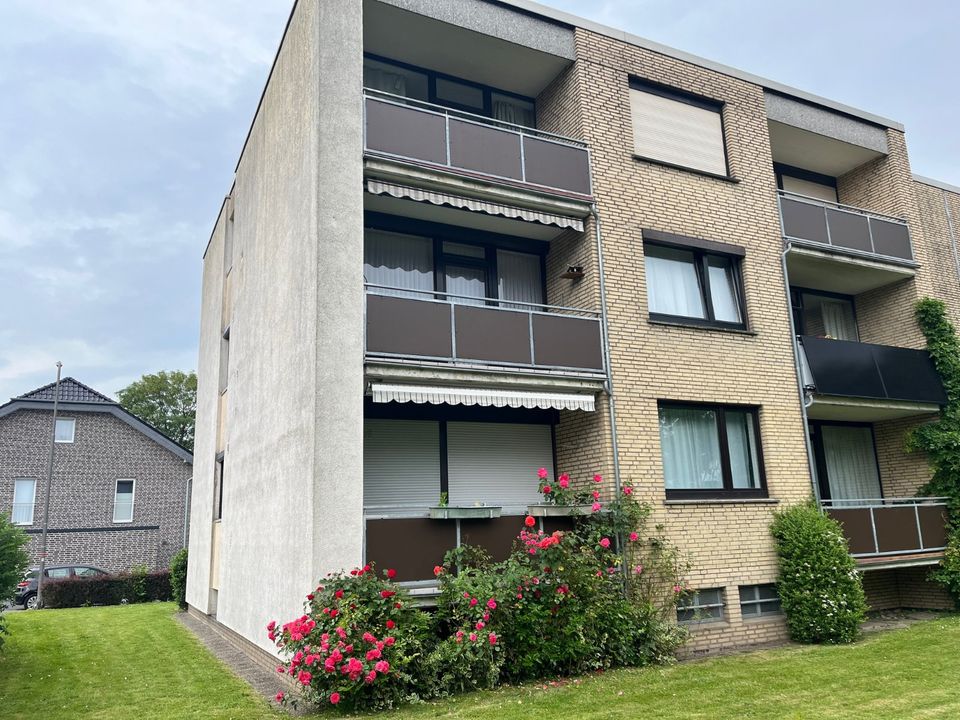 2,5 Zimmer Wohnung mit Balkon in 47443 Moers in Moers