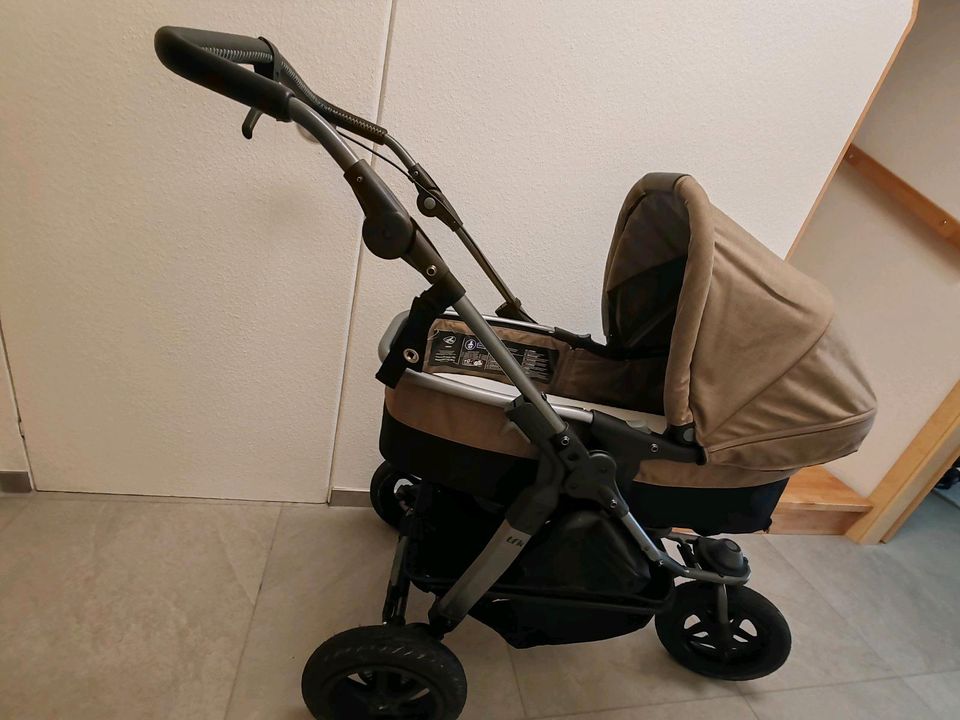 Kinderwagen TFK Mono in Niefern-Öschelbronn