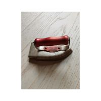 altes Spielzeug Kinderbügeleisen aus Metal mit rotem Griff. Nordrhein-Westfalen - Monschau Vorschau