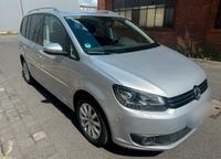 Volkswagen Touran 2.0 TDI DSG Highline Automatik *Erste Hand* Berlin - Pankow Vorschau