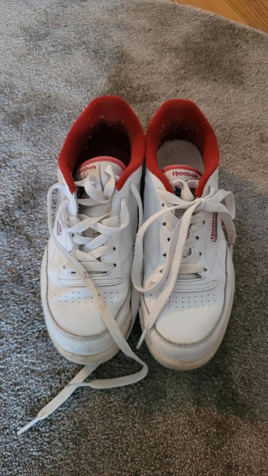 Reebok classic Halbschuh Damenschuh Gr. 36.5 Weiß/Rot in Baden-Württemberg  - Esslingen | eBay Kleinanzeigen ist jetzt Kleinanzeigen