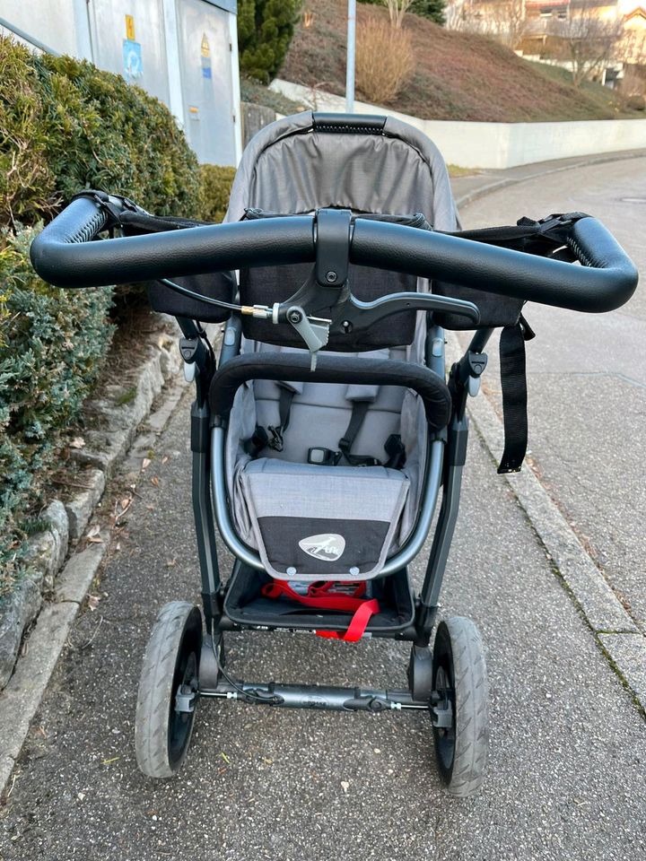 TFK Mono Kinderwagen neuwertig in Waldstetten