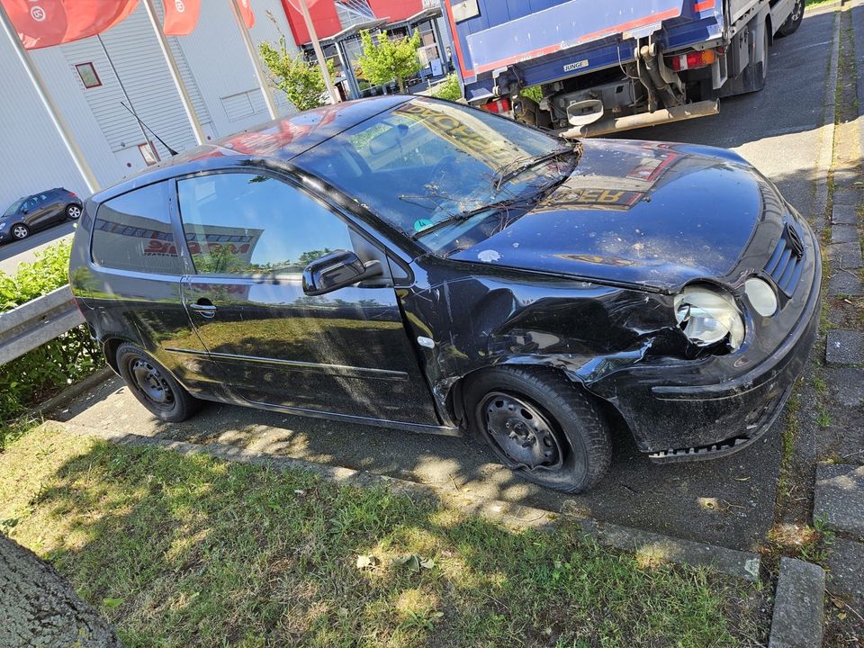 Vw Polo 1.4 (Unfall) in Darmstadt