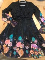 Desiqual Kleid schwarz Blumen langarm Gr 36/38 Bonn - Kessenich Vorschau