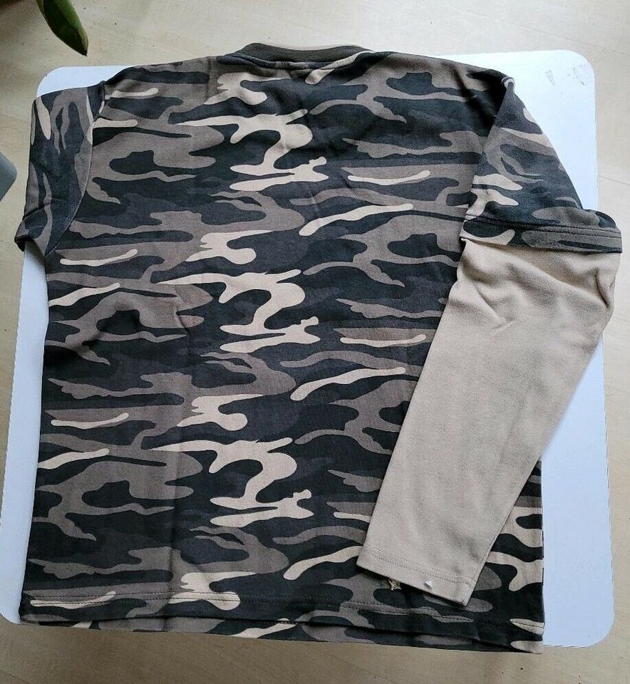 Langarm Shirt Camouflage mit Adler - Motiv und Nieten, Größe 182 in Pfinztal