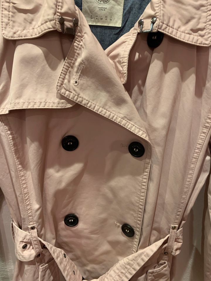 Damen Mantel Trenchcoat der Marke Esprit, Gr. 34 in Neuhaus am Inn