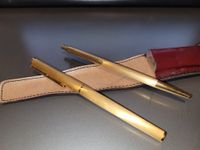 Esquisit Kugelschreiber & Füller Gold Lederhülle Krone Nordrhein-Westfalen - Düren Vorschau