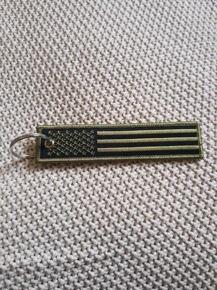 USA Flagge Keychain Schlüsselanhänger grün khaki Camouflage Ameri in Karben