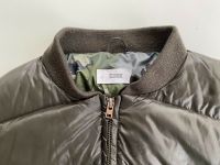 CLOSED coole Winterjacke, Daune, Bomber, Camouflage, 146, 152 Hamburg - Bergedorf Vorschau