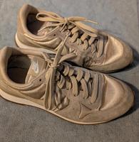 Sportliche Schuhe von Nike Gr. 38 Brandenburg - Mittenwalde Vorschau