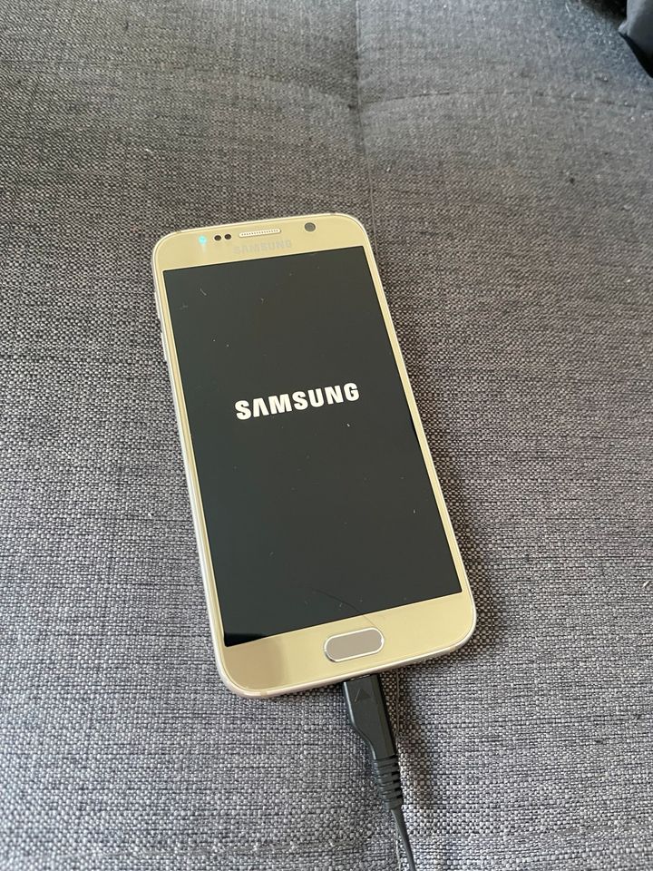 Samsung Galaxy S6 in Essen