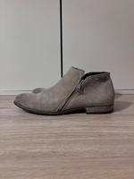 Elegante Guess Schuhe Grau Größe: 43 Hessen - Romrod Vorschau