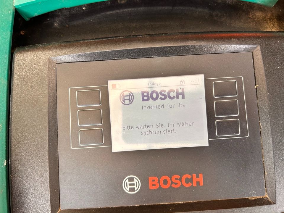 Bosch Indego 3 600 HA2 Mähroboter, LESEN!! in Brakel