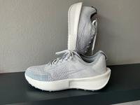 Nike Interact run Joggingschuhe,silbergrau,Gr 42,,neuwertig Bayern - Erlangen Vorschau