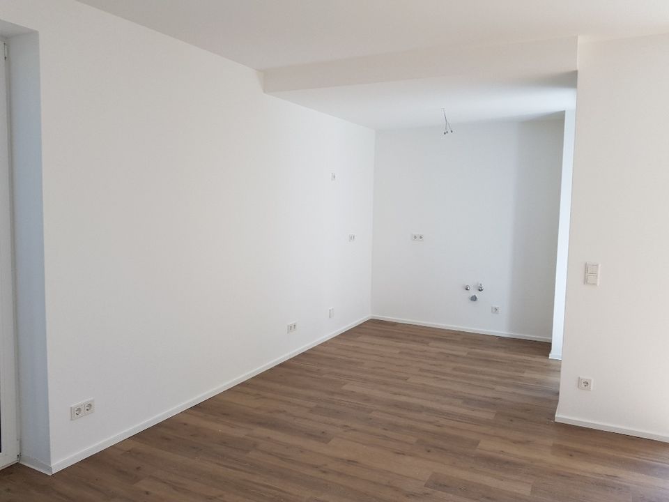 An der Kantorwiese wohnen: 2-Zimmer-Wohnung mit Fußbodenheizung, Vinylbelag & Balkon (BS 34.3) in Biederitz