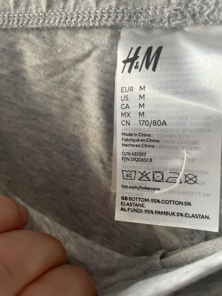 H&M leggings grau grM in Berlin