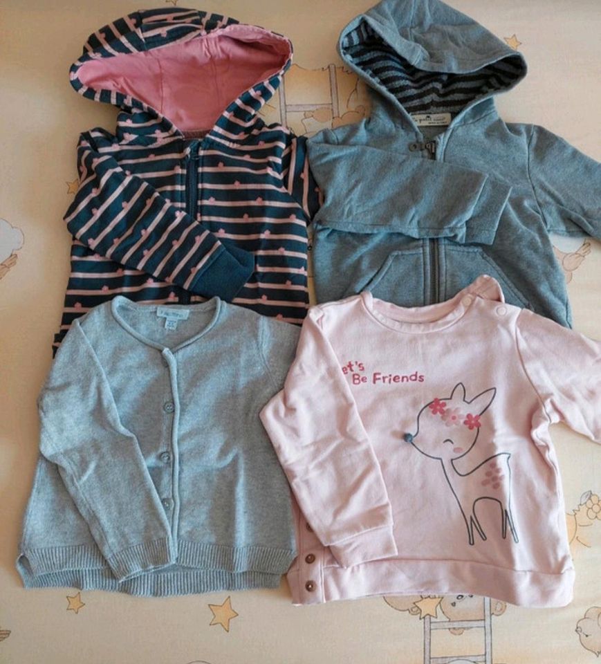 Babykleidung 56-80 Zara, H&M, Topomini usw in Montabaur