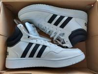 Adidas Schuhe Gr. 45 NEU, UNGETRAGEN. Hessen - Bad Hersfeld Vorschau