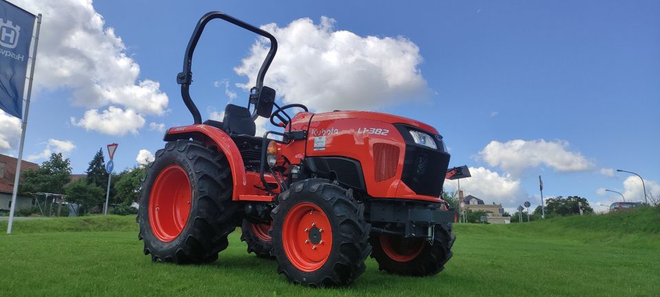 Kubota L1-382 Hydrostat,Schlepper,Traktor 38PS,Allrad,Niehle in Eisenberg