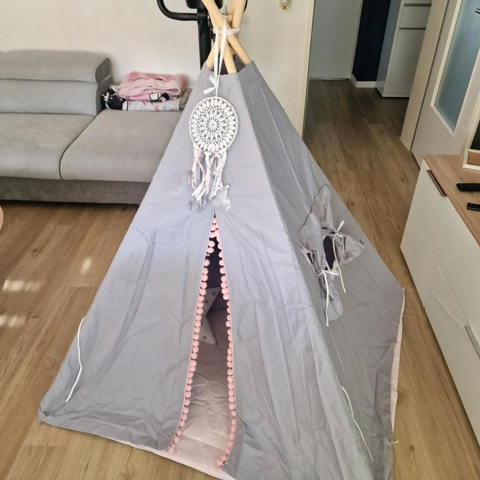 Sowka Tipi Zelt für Kinder, mit Decke und Kissen in Hildesheim