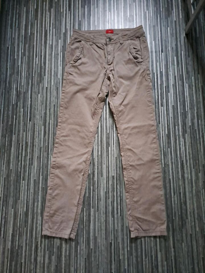 s.oliver Chino- Hose Größe 164 in Elterlein