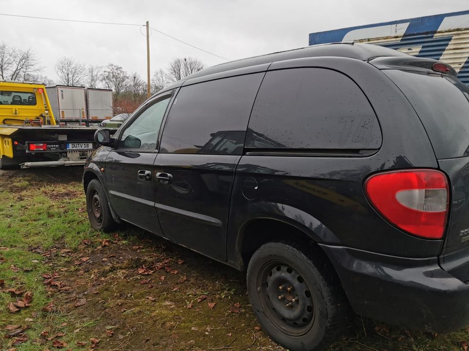 Schlachtung Dodge Ram Van alle Teile auf Anfrage in Duisburg