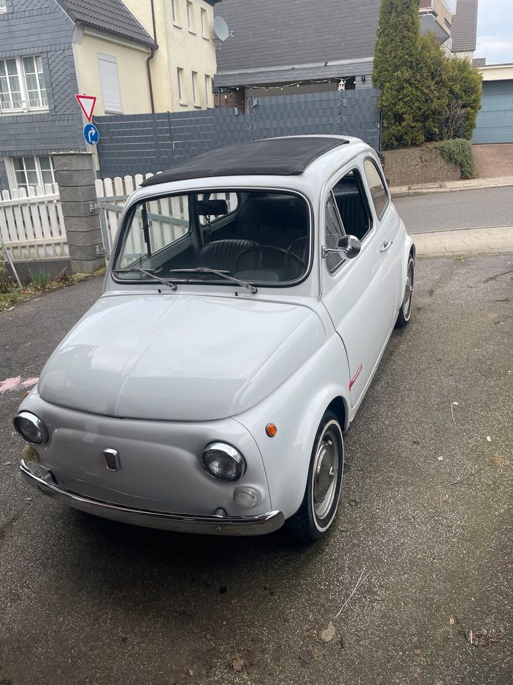 Fiat 500 L Baujahr 1971 in Wermelskirchen