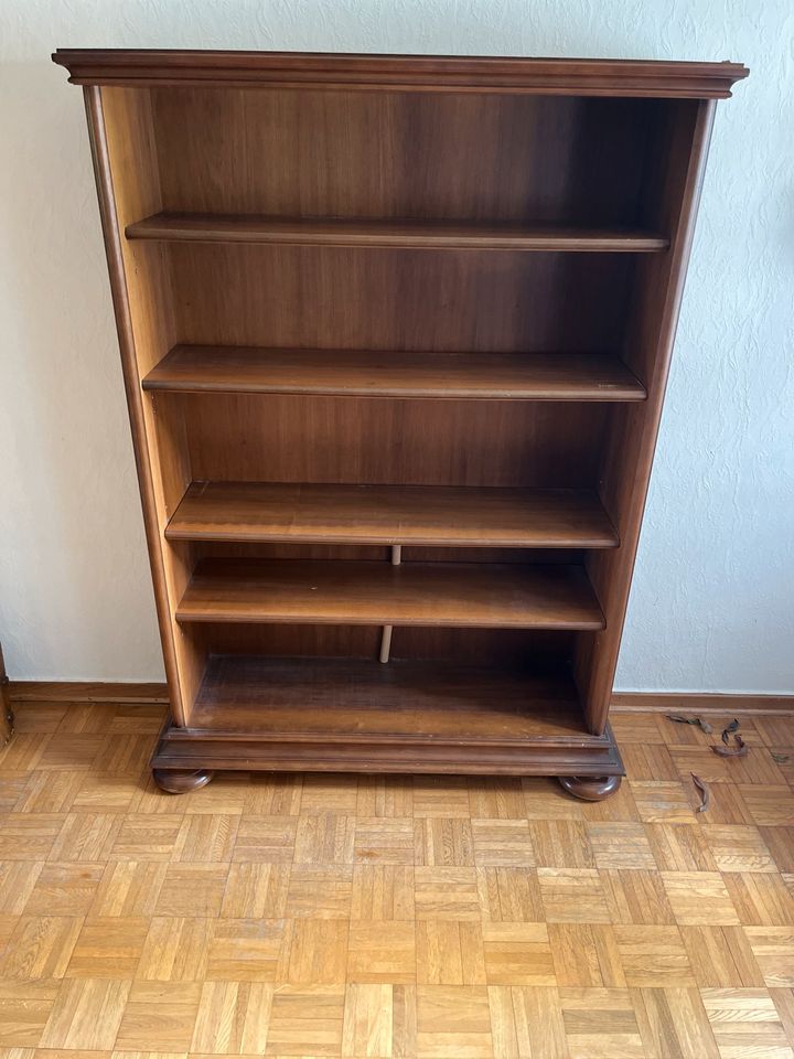 Bücherregal 112 x 168 x 33 zu verschenken in Obernkirchen