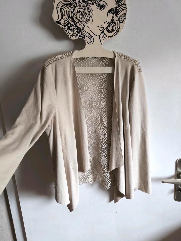 Damen Kleiderpaket Romantik Spitze Bluse Shirt top M 38 rosa in Mendig