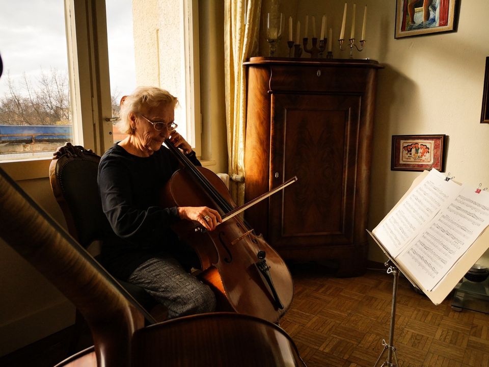 Cello Lessons / Cellounterricht in Friedrichshain in Berlin