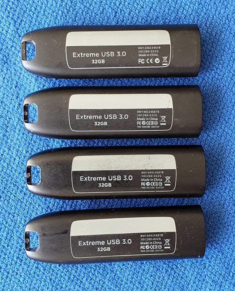 4 x SanDisk Extreme 32 GB USB 3.0 Flash-Laufwerk USB-Stick in Hamburg
