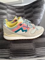 Sneaker Gr. 42 Karhu wie NEU bunt mint grau beige Niedersachsen - Edemissen Vorschau