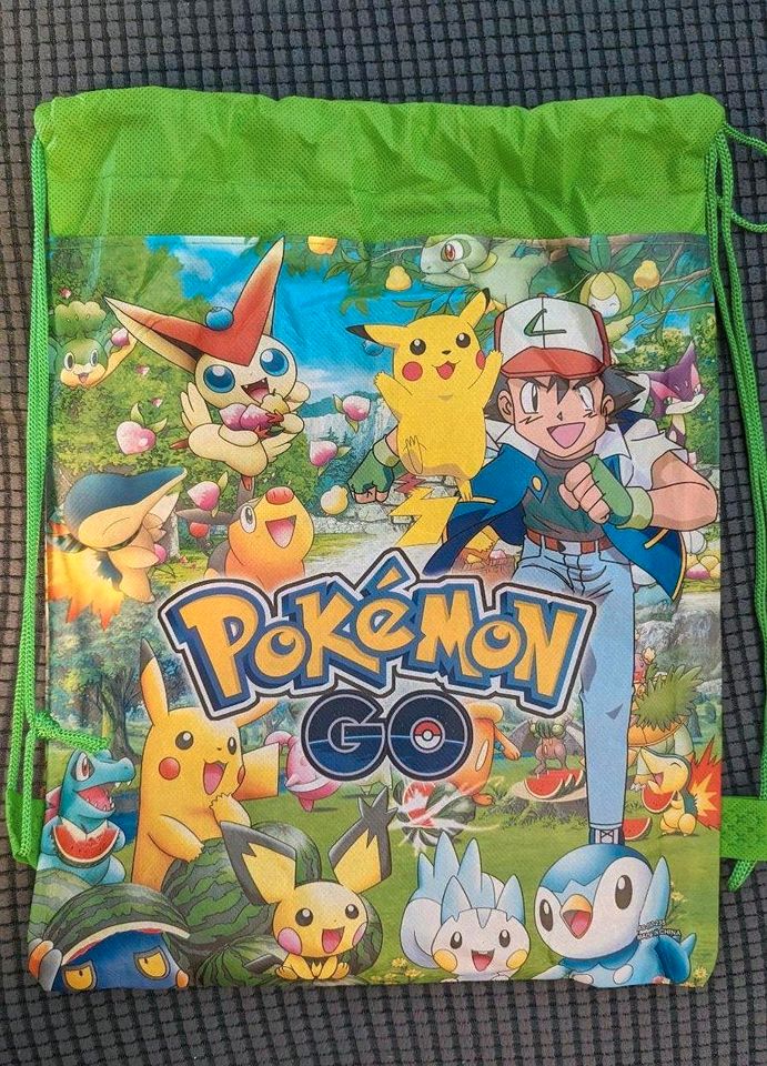 500 Pokemon Figuren + Tasche (nur 25 Cent je Figur) in Aachen