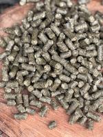 Pellets aus Heu / Heucobs aus eigener Herstellung Baden-Württemberg - Neufra Hohenzollern Vorschau
