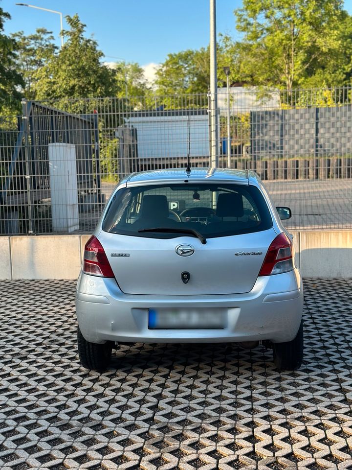 Toyota Yaris Daihatsu Charade Automatik 65.000 Km Klimatronic in Langenfeld