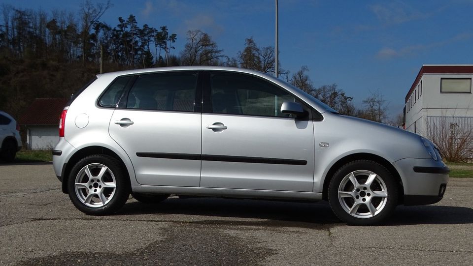 Volkswagen Polo Comfortline--Neue Steuerkette-- in Neuötting