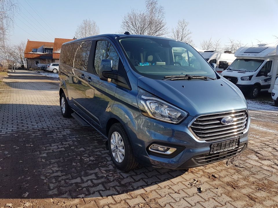 Ford Transit 8-Sitzer Kleinbus / Van / Urlaubsauto mieten ab 59€ in Bannewitz