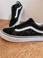 Sneaker Vans Leder schwarz Pailletten 40 (6,5) Bayern - Mitterfels Vorschau