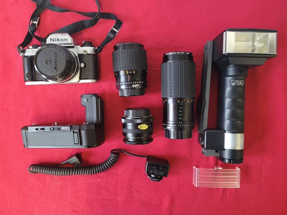 Nikon FA Kamera Set mit 4 Objektiven, Blitzgerät, Winder, Filtern in Karlsruhe
