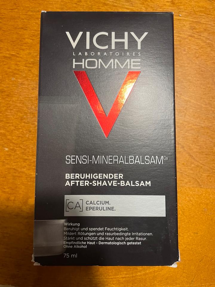 2x Gesichts Creme Bodylotion Shampoo Vichy La Roche-Posay NEU in Köln
